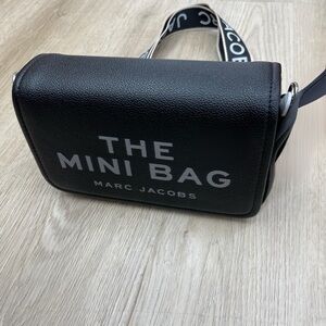 Marc Jacobs Black Belt Bag